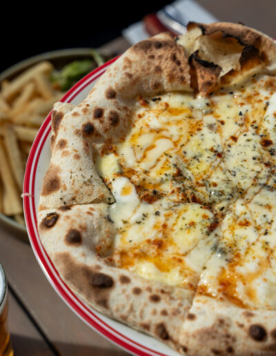 gorgonzola, parmigiano reggiano, smoked scamorza, pecorino, hot honey, walnuts (v, n)